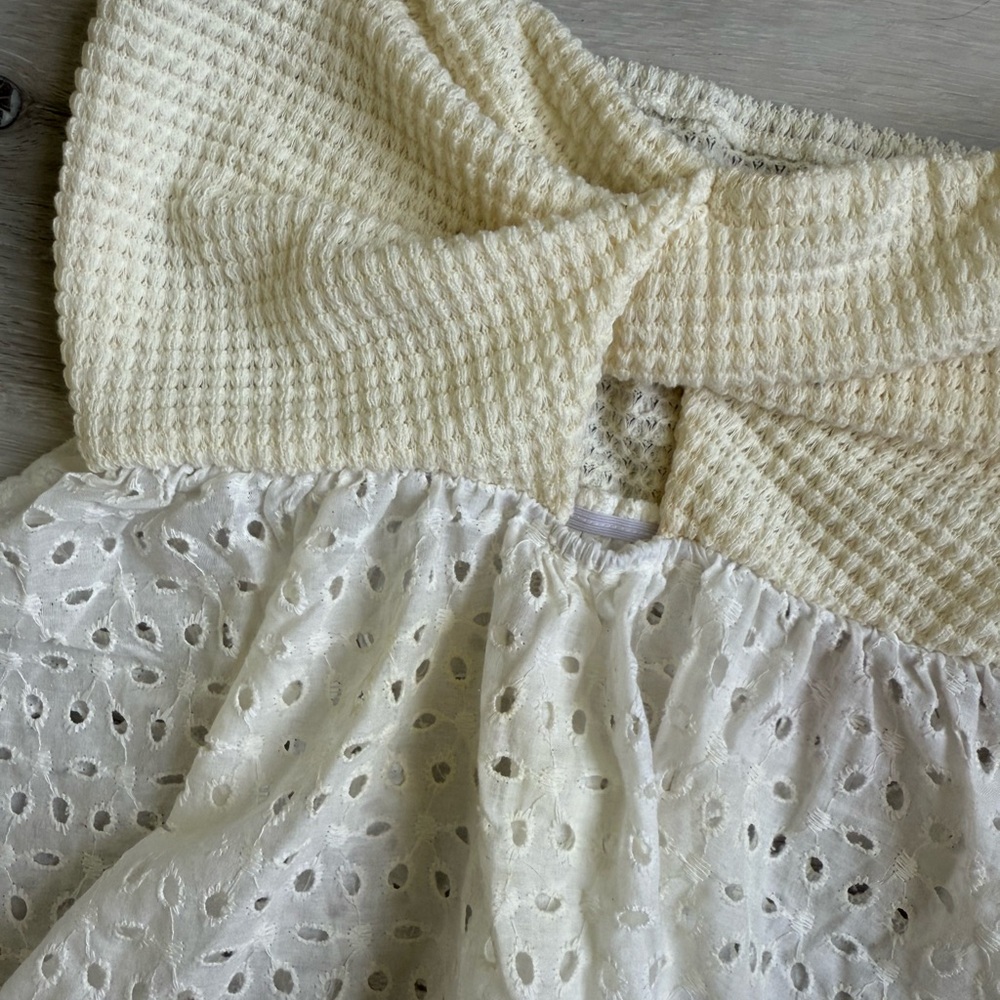 Chic Cream Knit and Lace Crop Top